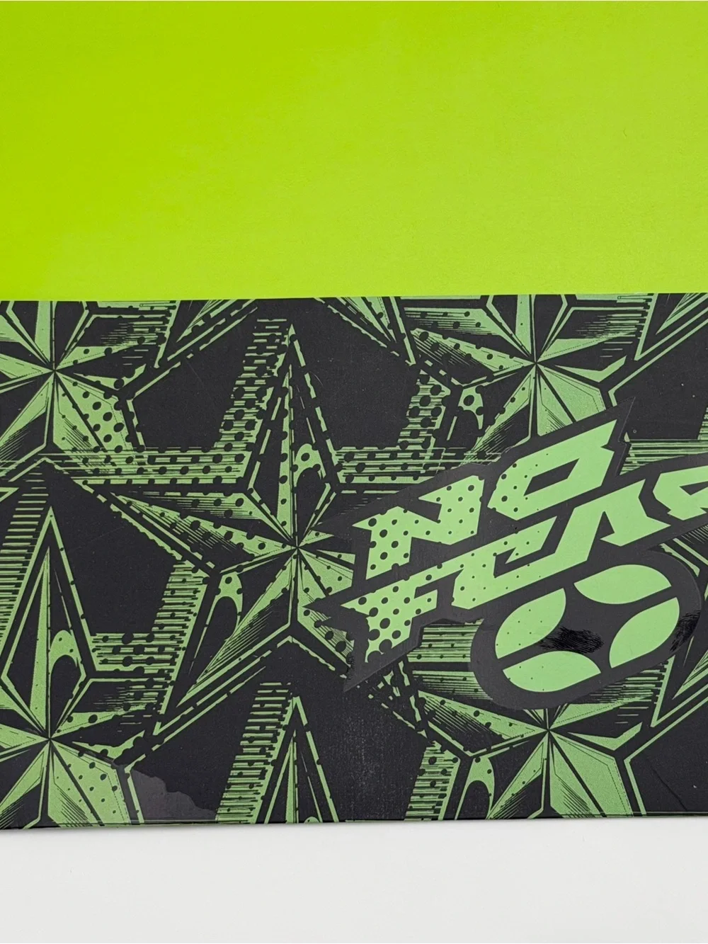 2- No Fear Folder Green and Blk 3 Hole w Pockets Moto Y2K 2000s Motocross Theme